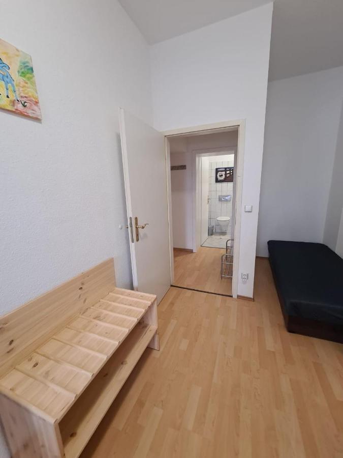 Flex Aparts - 2-Raum Wohnung In Zwickau Mit Balkon Esterno foto