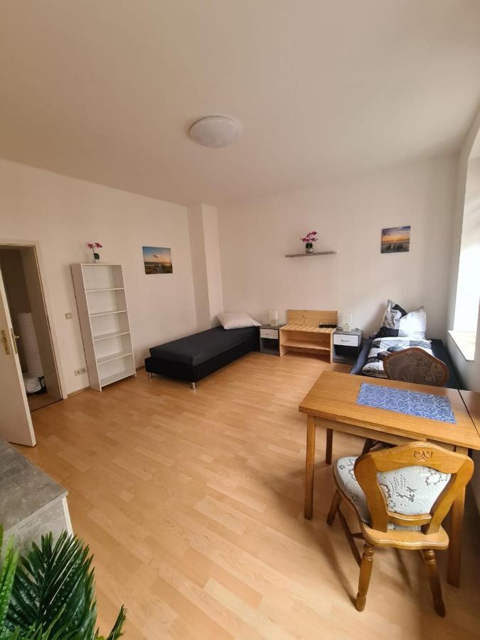 Flex Aparts - 2-Raum Wohnung In Zwickau Mit Balkon Esterno foto