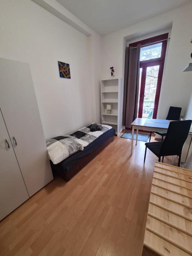 Flex Aparts - 2-Raum Wohnung In Zwickau Mit Balkon Esterno foto